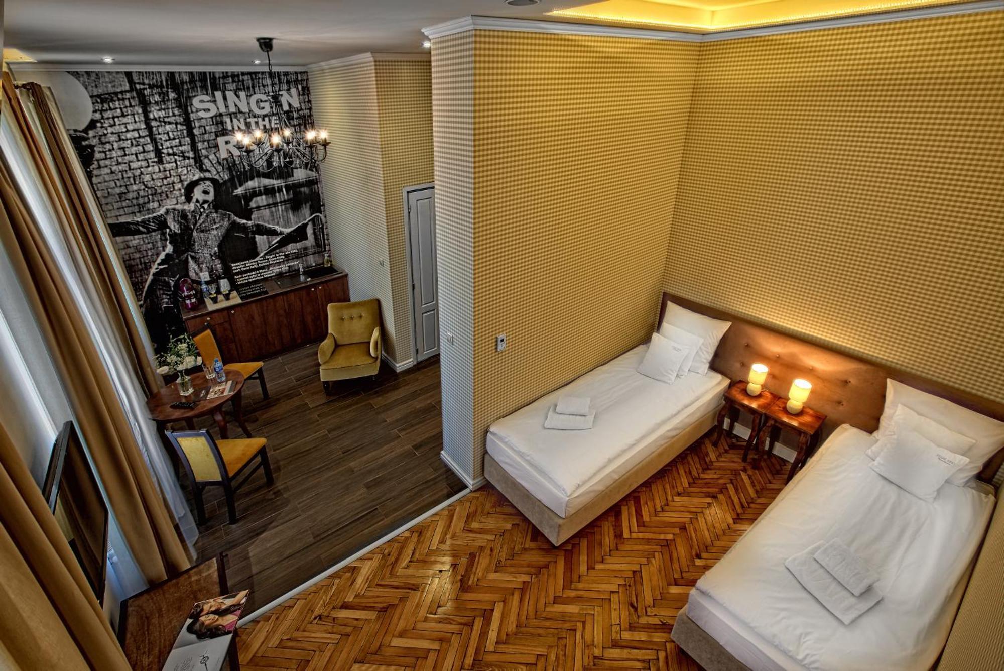 Stare Kino Cinema Residence 罗兹 客房 照片