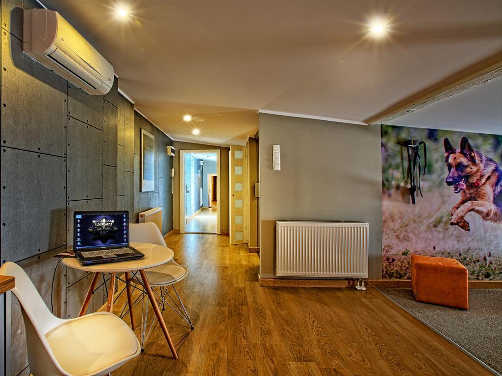 Stare Kino Cinema Residence 罗兹 客房 照片